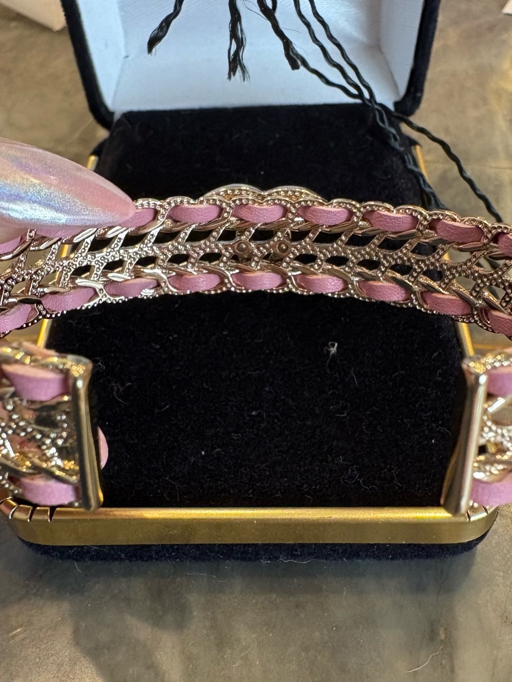 CHANEL Pink Leather Gold Crystal Double-C Chain Cuff Bracelet Nice ! - Picture 6 of 8